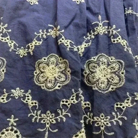 Metro Wear Embroidered Women’s Size Small Pull On Skirt Blue - Picture 2 of 9